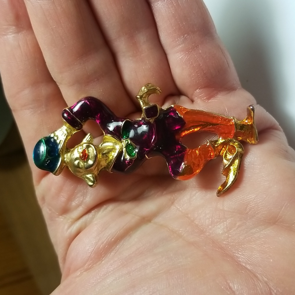 Vintage Gold Tone Clown Multicolor Brooch Pin Enamel